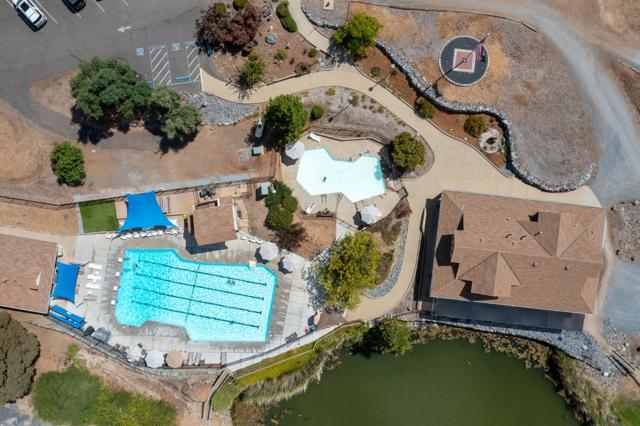 1416 Blue Tent Court,  CA: https://media.crmls.org/mediaz/6bb89ee7-1a6b-4bc6-b322-f0dbcc8e6c76.jpg