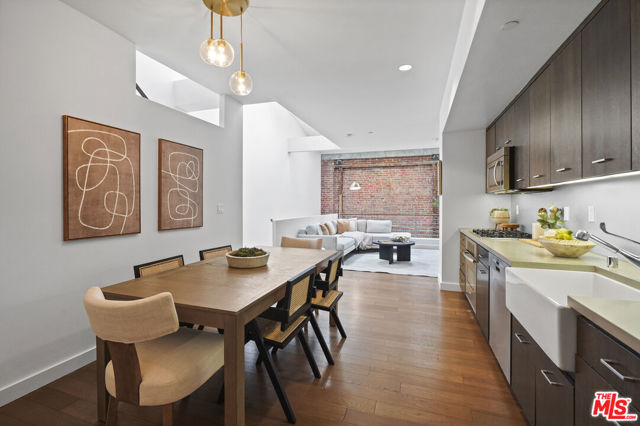 940 E 2nd Street, Los Angeles CA: https://media.crmls.org/mediaz/6bb96457-b533-4ea5-8b30-ec85cab2a2ac.jpg