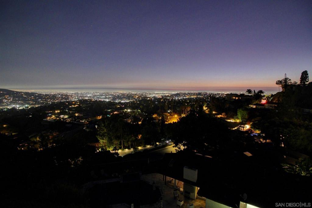 MLS #250029610SD image #42