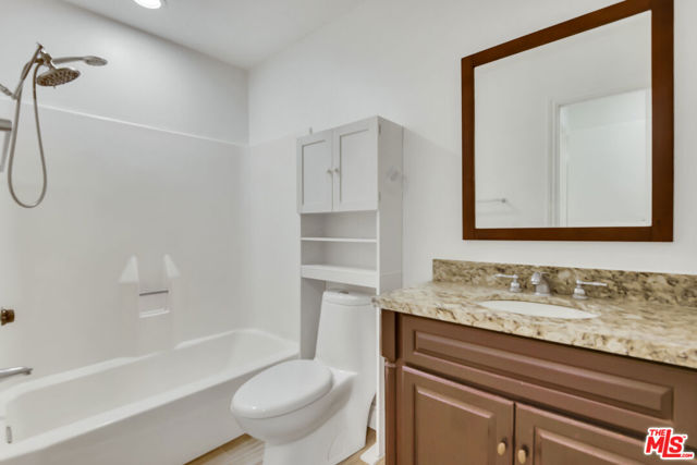 948 Lighthouse Way photo 8