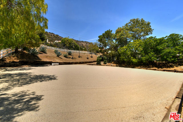 Drew Fenton | 25700 Mulholland Highway Calabasas CA | MLS: 7341247