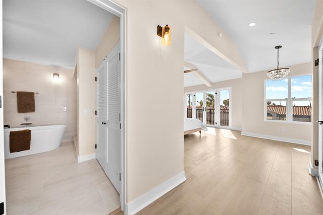 812 N Cleveland Street, Oceanside CA: https://media.crmls.org/mediaz/6bbc6c58-3230-4aa9-b531-27451d8bf11a.jpg