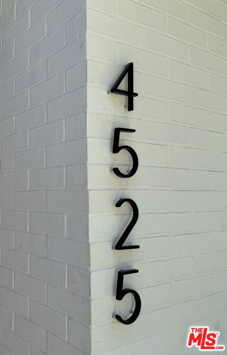 Image 5 of 56 For 4525 Greenbush Avenue