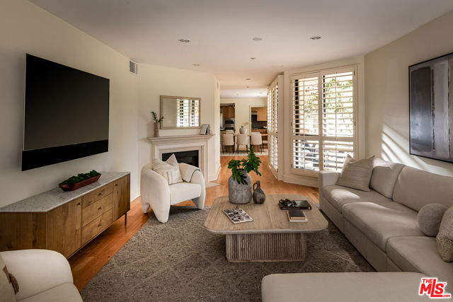 2 Bed Home for Sale in Santa Monica, California