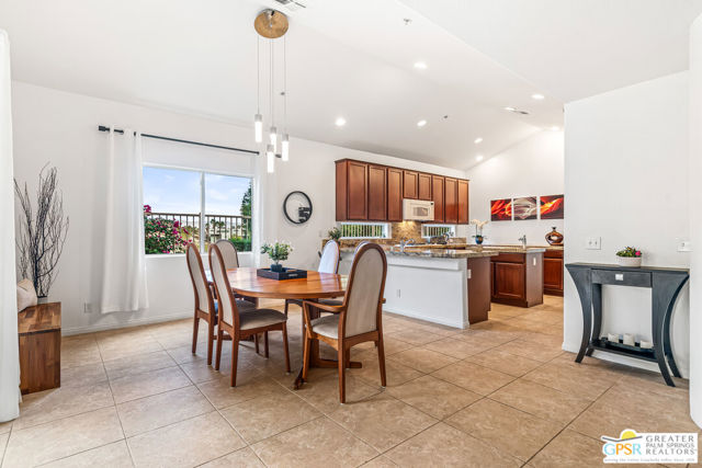 2857 Greco Court, Palm Springs CA: https://media.crmls.org/mediaz/6bbecc3a-0480-4a3e-9c79-283638130ff4.jpg