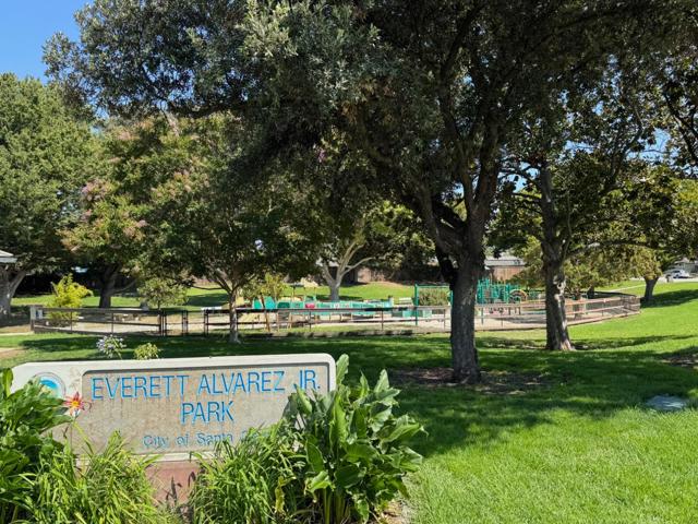 323 N Cypress Avenue, Santa Clara CA: https://media.crmls.org/mediaz/6bbf566c-396b-49cd-994b-fc61fdfc1566.jpg