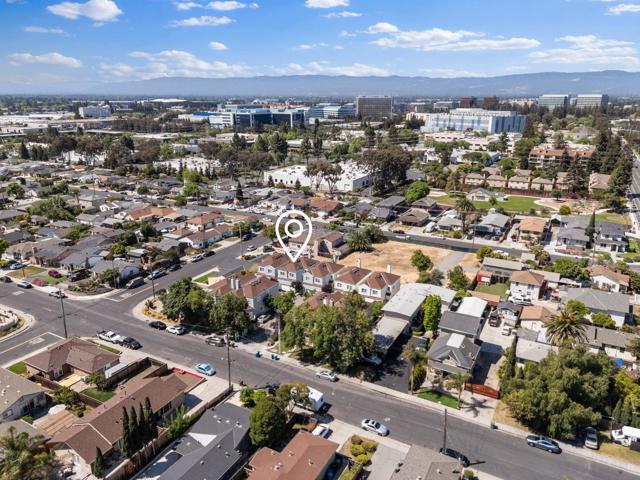 4220 Ramshall Place, Santa Clara CA: https://media.crmls.org/mediaz/6bbfb880-f37f-461b-9ea6-8c162bdff01d.jpg