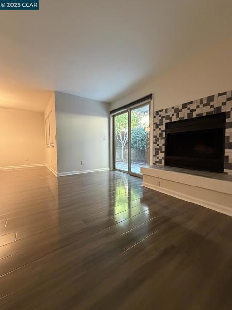 105 Via Cabrera Ln, Martinez CA: https://media.crmls.org/mediaz/6bbfcbd9-eac2-44ac-a253-d68d97488daa.jpg