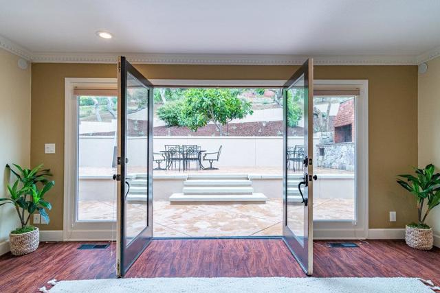 6020 Sherry Lee Lane, Salinas CA: https://media.crmls.org/mediaz/6bc18d1d-bea1-4db4-b223-7e0604cd09f6.jpg