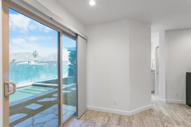 52540 Avenida Juarez, La Quinta CA: https://media.crmls.org/mediaz/6bc1dc4a-98ac-4233-b44d-6da7c6f7b189.jpg