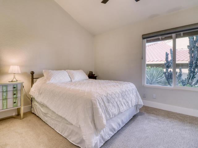 Image 27 of 52 For 77897 Woodhaven Drive