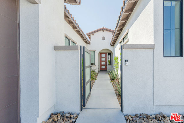 75601 Montage, Palm Desert CA: https://media.crmls.org/mediaz/6bc4ed8a-c5a2-4282-adec-117b6e434516.jpg