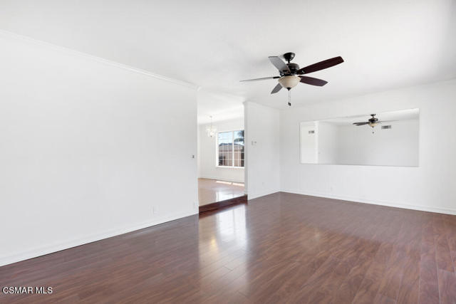 818 N Lois Avenue, Newbury Park CA: https://media.crmls.org/mediaz/6bc5e143-8ca9-4d05-905b-0151de0a7c28.jpg
