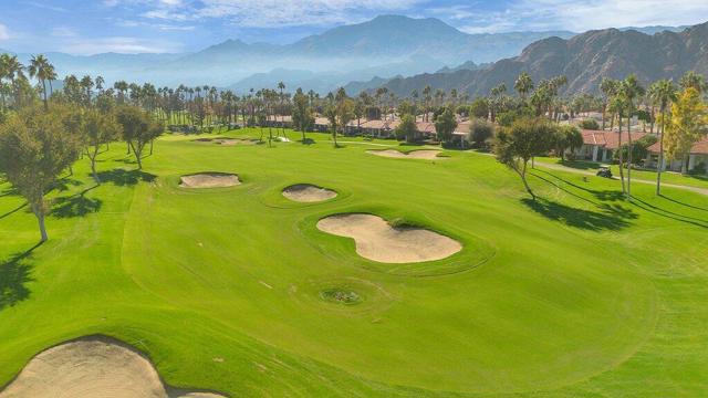 54853 Oakhill, La Quinta CA: https://media.crmls.org/mediaz/6bc5e738-1ed9-4f53-a0a2-8c095c81c094.jpg