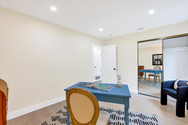 6586 Woodcliff Court, San Jose CA: https://media.crmls.org/mediaz/6bc67755-5bd6-4dc4-851b-cea95e0cfab4.jpg