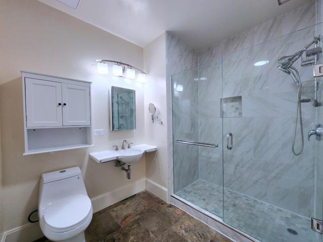 334 Santana Row, San Jose CA: https://media.crmls.org/mediaz/6bc6f4e2-4c3e-4534-8f53-b8ccaca1fb98.jpg
