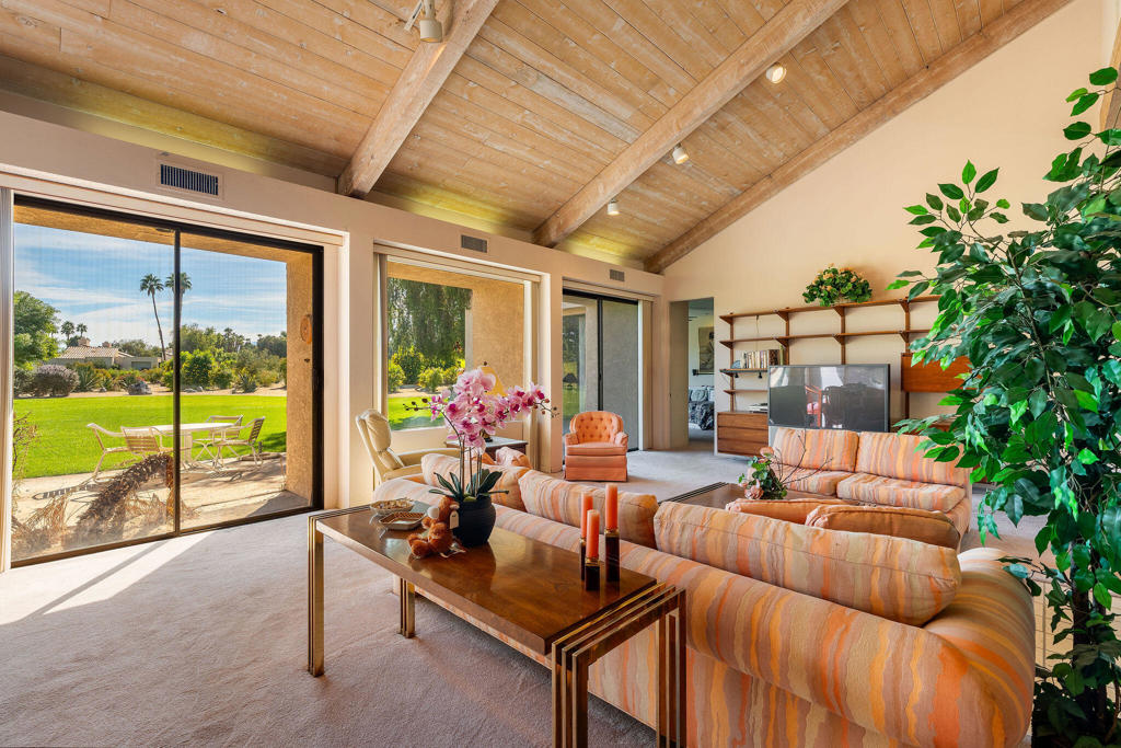 MLS #219138250DA image #6