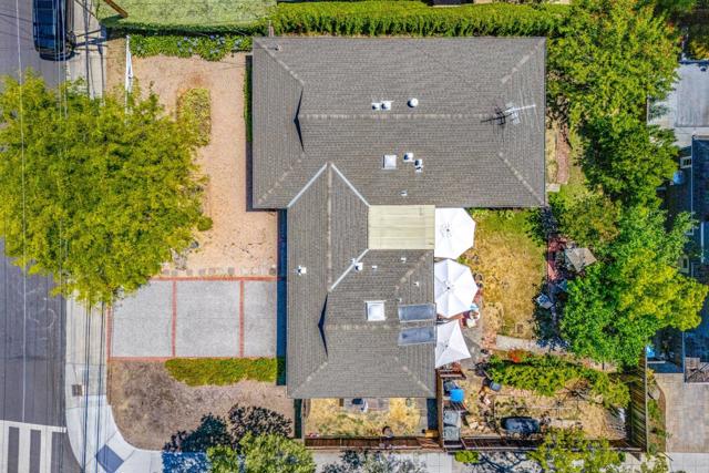 3160 Waverley Street, Palo Alto CA: https://media.crmls.org/mediaz/6bc8d20e-ffdb-4a54-9ef6-3402fb02f0ec.jpg