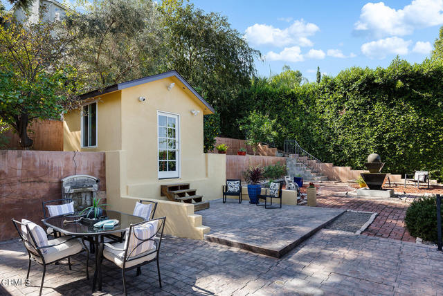 Detail Gallery Image 35 of 52 For 1038 Oban Dr, Los Angeles,  CA 90065 - 4 Beds | 3 Baths