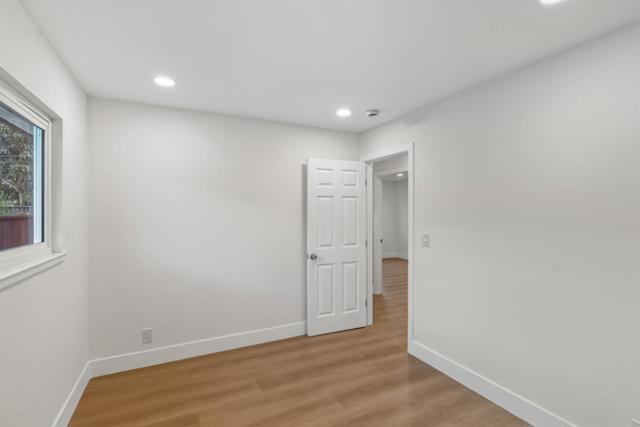 374 Manzanita Court, Milpitas CA: https://media.crmls.org/mediaz/6bcac8fc-70fc-4f8d-9384-f5594e57f7bb.jpg