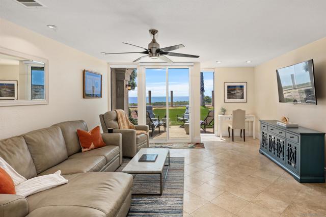 920 Sealane Dr., Encinitas CA: https://media.crmls.org/mediaz/6bcb62bc-6507-448f-99b8-c3cf79362c02.jpg
