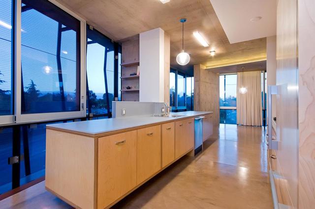 102 University Avenue, Palo Alto CA: https://media.crmls.org/mediaz/6bcba7ed-673a-4590-b67e-11b4c0825581.jpg