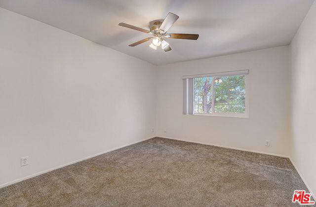 4990 Llano Drive, Woodland Hills CA: https://media.crmls.org/mediaz/6bccf170-37e8-422b-bca3-34d1eaaa78d3.jpg