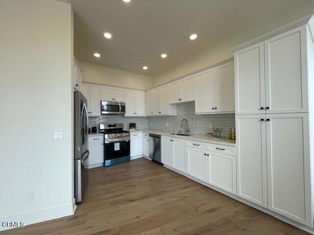 Detail Gallery Image 19 of 37 For 2218 E Main Street St #305,  Ventura,  CA 93001 - 3 Beds | 2/1 Baths