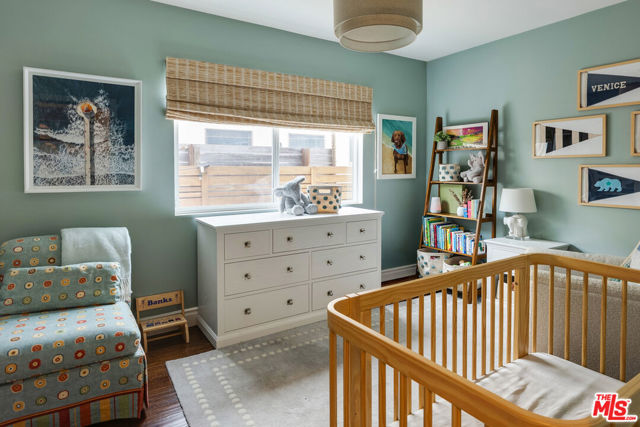1774 Washington Way, Venice CA: https://media.crmls.org/mediaz/6bcd59d9-adad-4883-955f-127c4cc34aaf.jpg