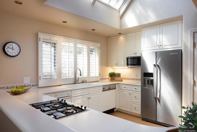 0 Dolores 3 NE of 10th Avenue, Carmel CA: https://media.crmls.org/mediaz/6bcd7dfd-8d39-4446-9774-dc59f8a83fd8.jpg