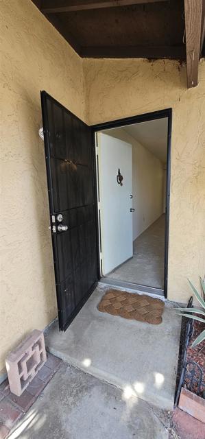 Image 2 of 24 For 1527 Temple Heights Drive