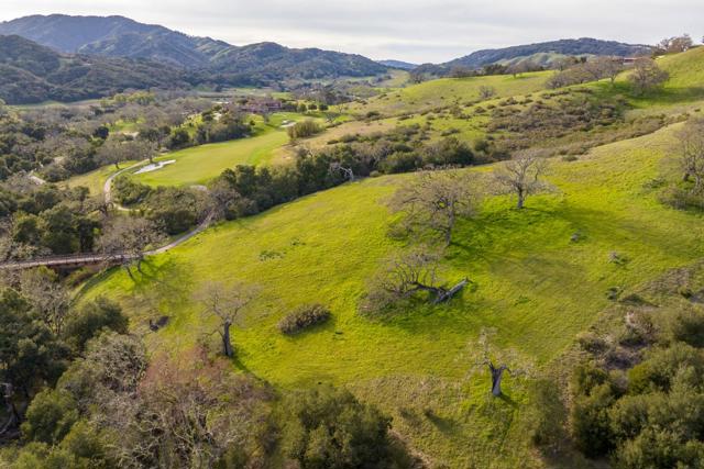 21 Pronghorn Run (Lot 119), Carmel CA: https://media.crmls.org/mediaz/6bce59d5-4aac-4eb6-9897-89f410c8ec3c.jpg