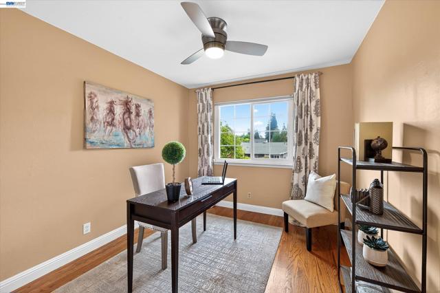 Image 36 of 49 For 5218 Ridgevale Way