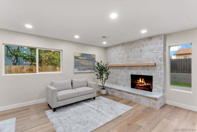 Image 9 of 31 For 2415 Galahad Rd.