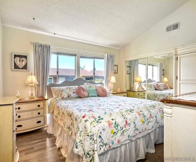 3660 Vista Campana N, Oceanside CA: https://media.crmls.org/mediaz/6bd26911-2a3a-419f-9096-b02e56d151ac.jpg