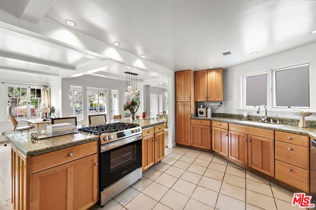 308 Windward Avenue photo 15