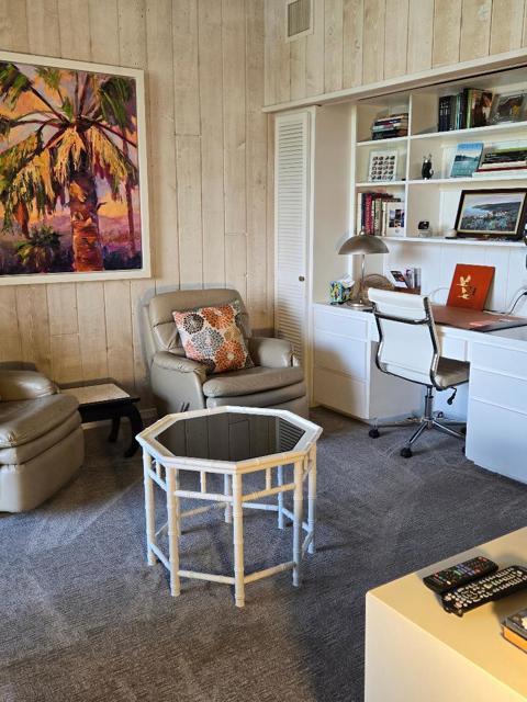 910 Island Drive, Rancho Mirage CA: https://media.crmls.org/mediaz/6bd2bf08-4545-4627-a780-1d4cc2ede526.jpg