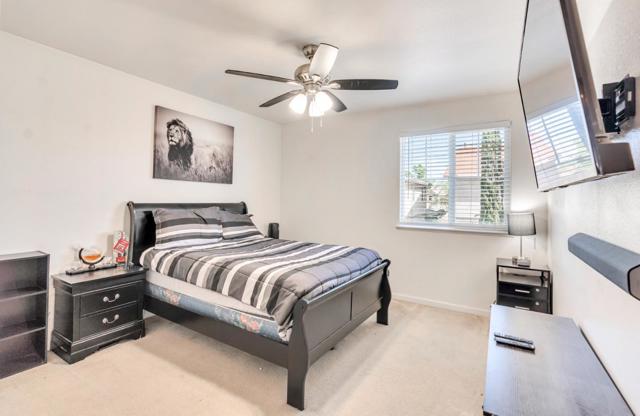 2385 N Mountainside Drive, Los Banos CA: https://media.crmls.org/mediaz/6bd50ca8-9de1-4e01-8c43-e8879ae3a16f.jpg