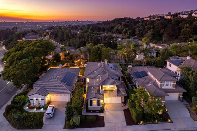 6393 Paseo Aspada, Carlsbad CA: https://media.crmls.org/mediaz/6bd5e0d6-c068-4ad9-8e54-15f33fa8baa1.jpg