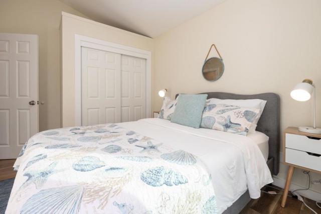 472 Lewis Lane, Pacifica CA: https://media.crmls.org/mediaz/6bd728fc-b39d-49d2-84bd-99284eaa988a.jpg