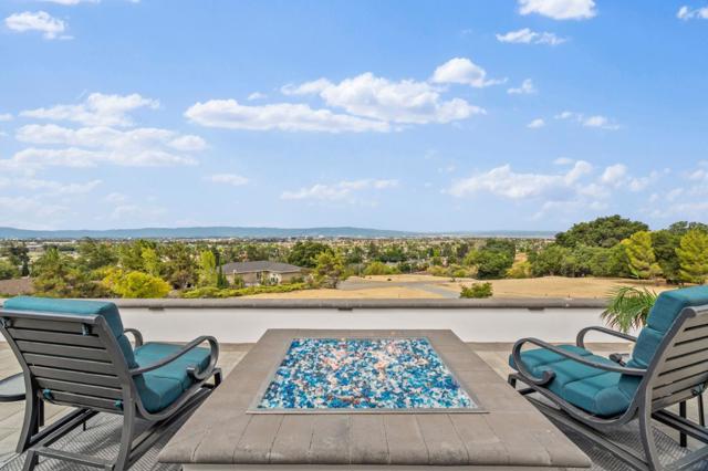 640 Evans Road, Milpitas CA: https://media.crmls.org/mediaz/6bd7aad6-a74f-4f06-a49c-7c073e892fec.jpg