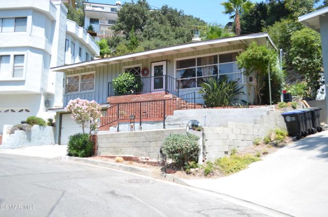 550 Arch Place, Glendale CA: https://media.crmls.org/mediaz/6bd859dc-eb35-438d-8a9e-bfe4442abce3.jpg