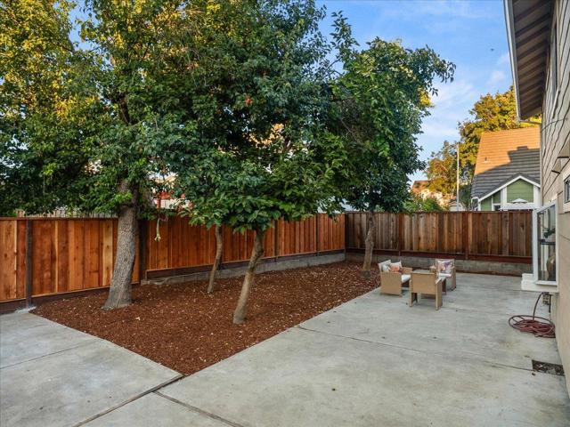1507 New Bedford ct Court, San Jose CA: https://media.crmls.org/mediaz/6bd8a8bd-13b0-44c5-866c-4ba3af039926.jpg