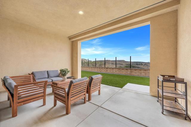 1228 Spivey Rd, Chula Vista CA: https://media.crmls.org/mediaz/6bd8afa4-b541-4e73-88b9-e7fdec94165d.jpg