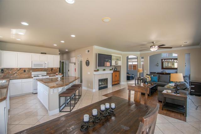 Detail Gallery Image 26 of 58 For 5080 Sea Reef Pl, San Diego,  CA 92154 - 4 Beds | 2/1 Baths