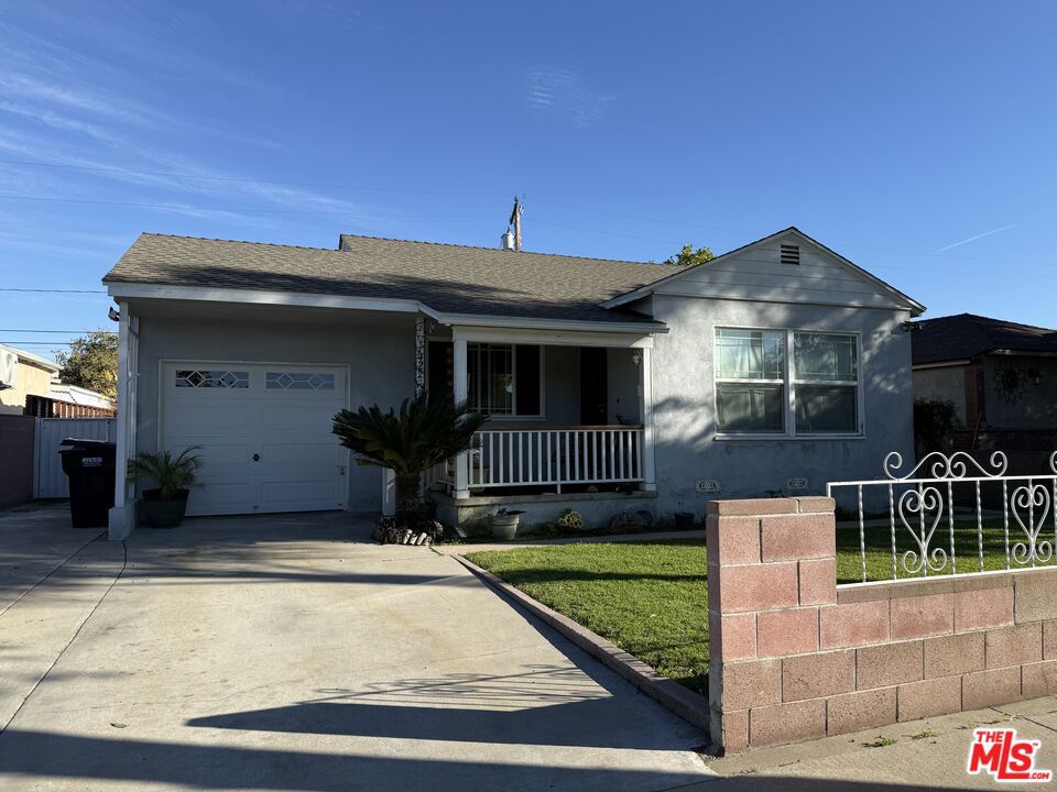 7422 Bequette Avenue