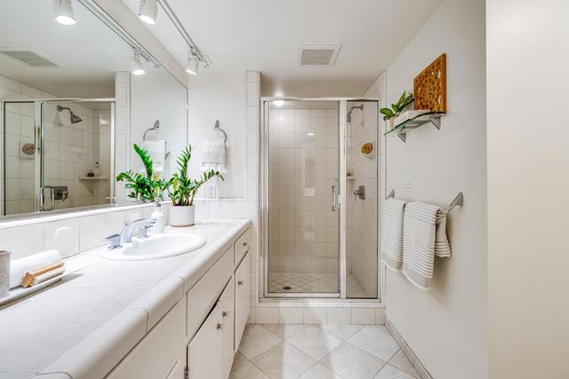 207 Driftwood Court, Aptos CA: https://media.crmls.org/mediaz/6bd93741-6ede-4001-b929-97b321960bed.jpg