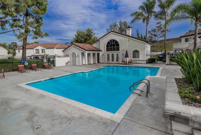 Detail Gallery Image 43 of 47 For 746 Eastshore #106,  Chula Vista,  CA 91913 - 2 Beds | 2 Baths