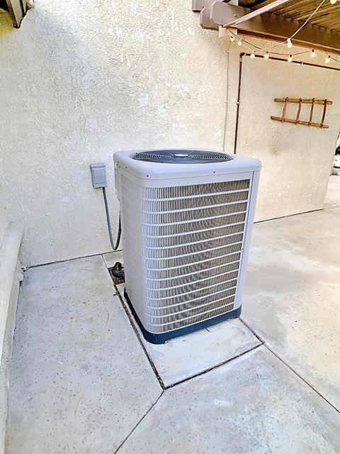 49035 Serenata Court, La Quinta CA: https://media.crmls.org/mediaz/6bd9b46a-982f-46ec-a571-e352afc86024.jpg