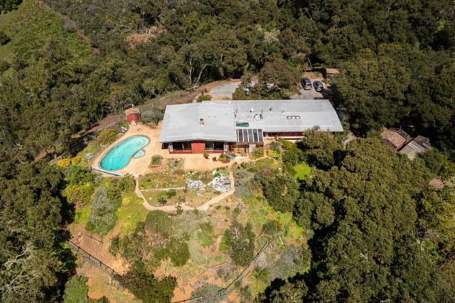 640 Los Trancos Road,  CA: https://media.crmls.org/mediaz/6bdadf9f-f81b-4d73-aa02-829120dfc89d.jpg